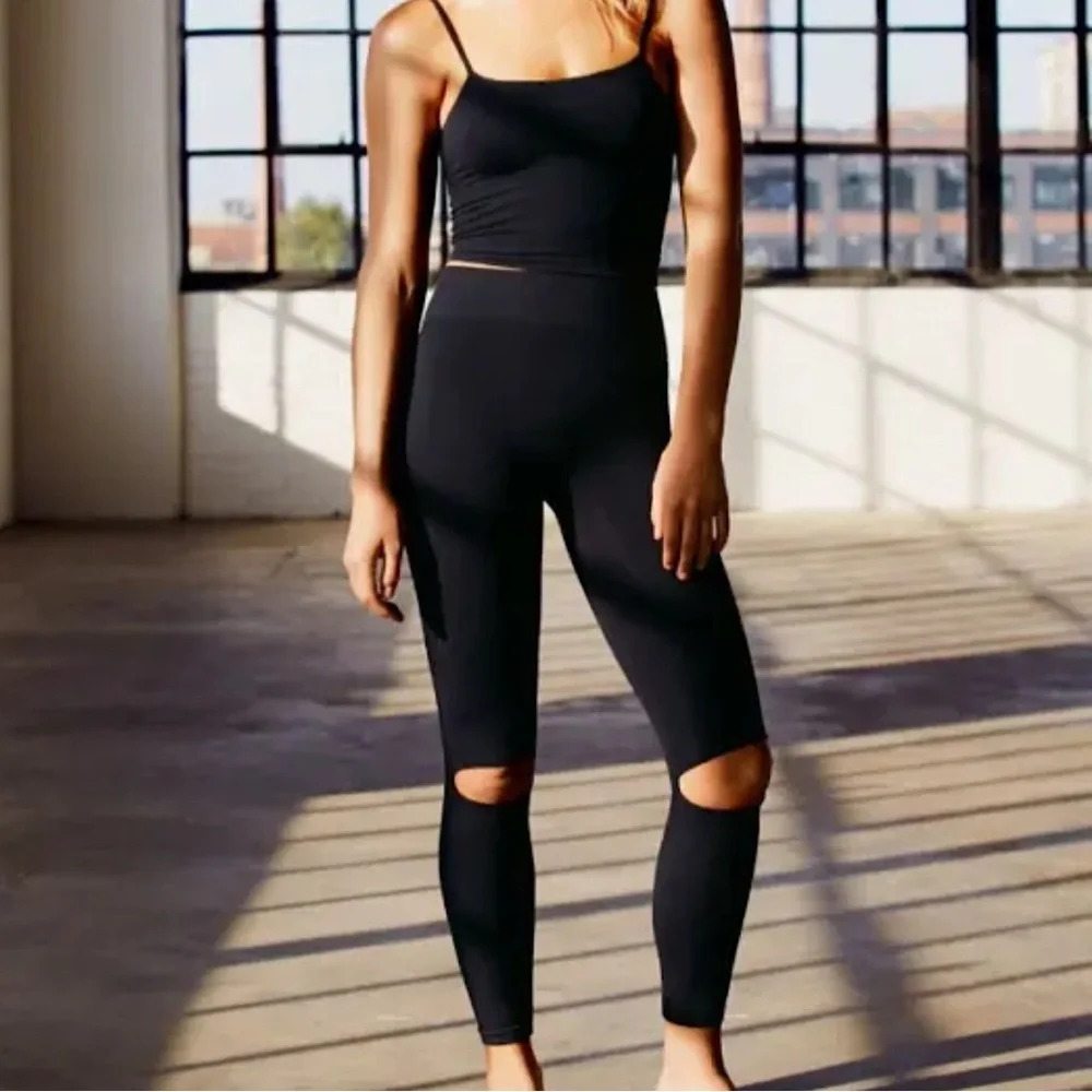 FREE PEOPLE  Movement FP Grey/Green Slit Knee
Leggings XS